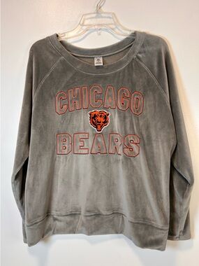 NFL Chicago Bears Gray Crewneck Pullover with Orange detail Soft Women’s‎ XL